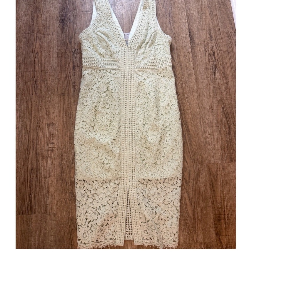 Bardot Lace Midi Dress Sage Green V-Neck Floral Wedding Guest NWT
